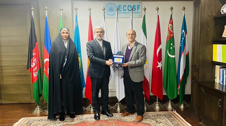 Jan 11, 2023: Iranian Ambassador to Pakistan, H.E. Mohammad Ali Hosseini visited ECOSF Secretariat and held a meeting with President ECOSF